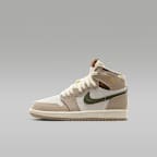Jordan 1 Retro High OG Little Kids' Shoes. Nike JP